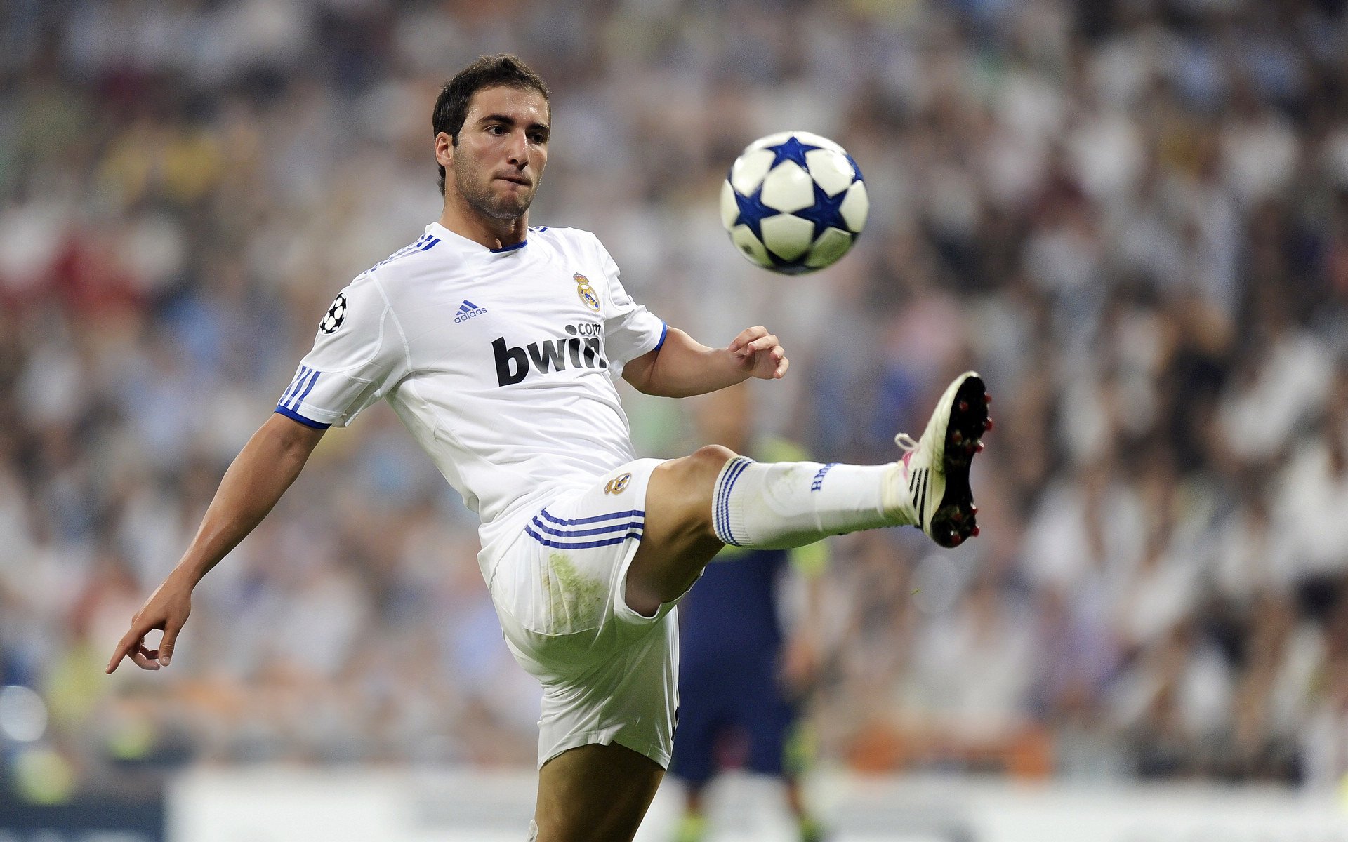 历史最强阵容:五大联赛中不可错过的黄金队伍,五大联赛历史最佳射手